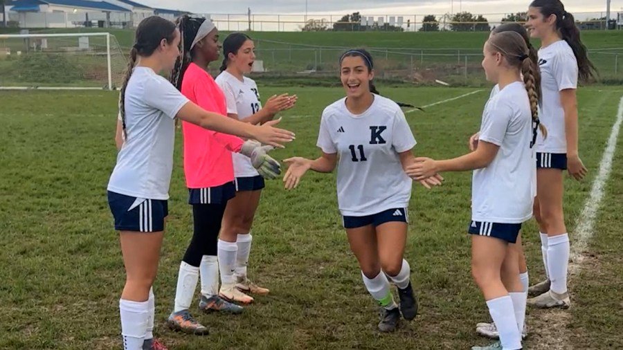 warren-jfk-girls-soccer-shuts-out-united-6-0
