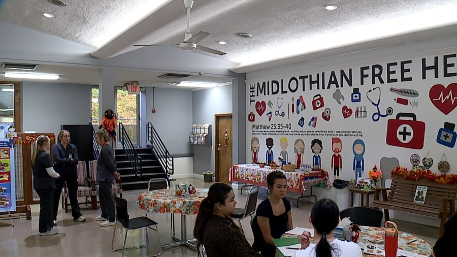 free-health-clinic-in-youngstown-receives-donation
