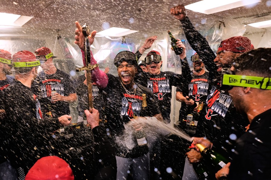 guardians-clinch-playoff-spot-with-1-0-win-over-red-sox