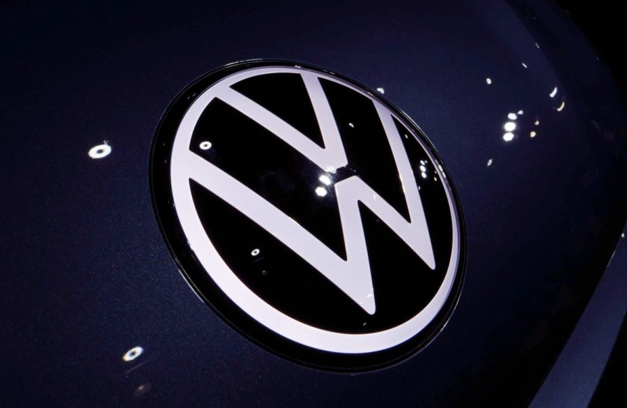 volkswagen-recalling-2.86-million-vw-and-audi-models-over-possible-steering-issue