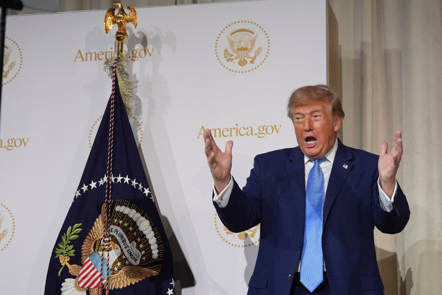 trump-says-top-tech-firms-have-signed-accord-to-‘self-police’-ai-development