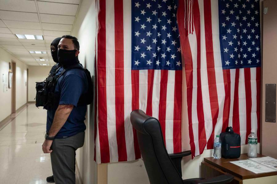 ‘secret’-immigration-courts-popping-up-in-federal-buildings,-observers-say