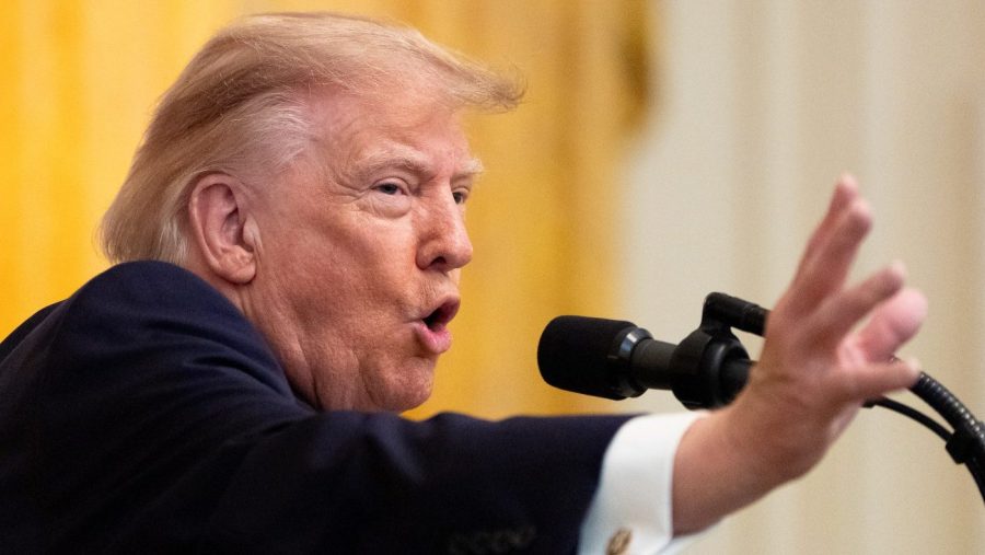 trump-says-‘only-a-hispanic-could-survive’-fall-from-white-house-ballroom