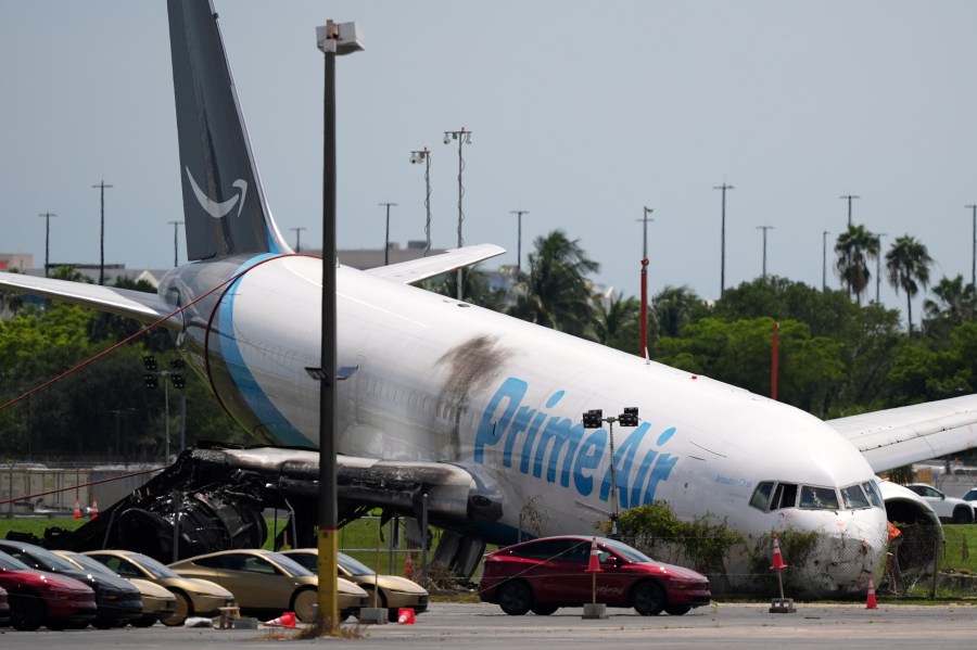 federal-report-says-pilots-weren’t-warned-about-wind-before-amazon-cargo-plane-crashed-in-miami