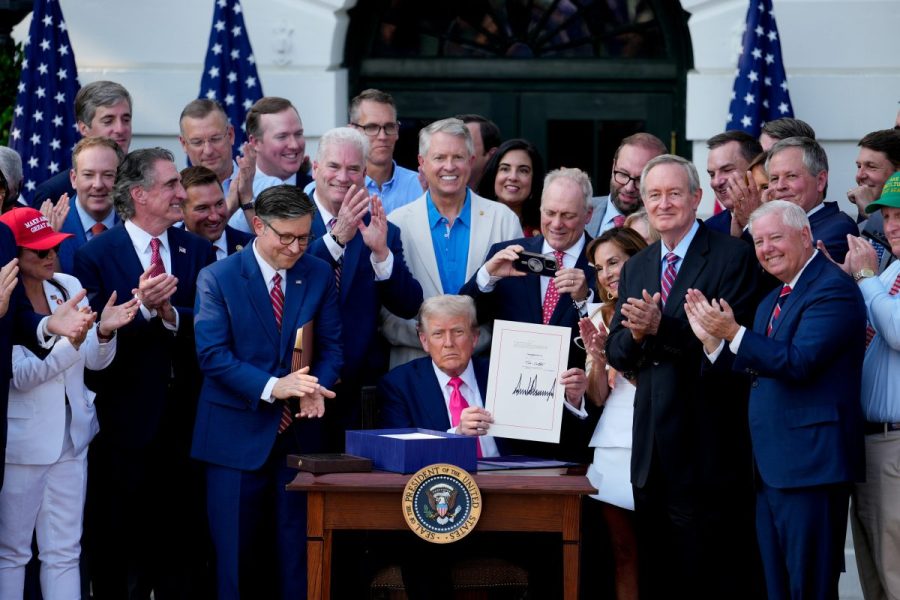 legal-immigrants-begin-losing-medicaid-under-new-law