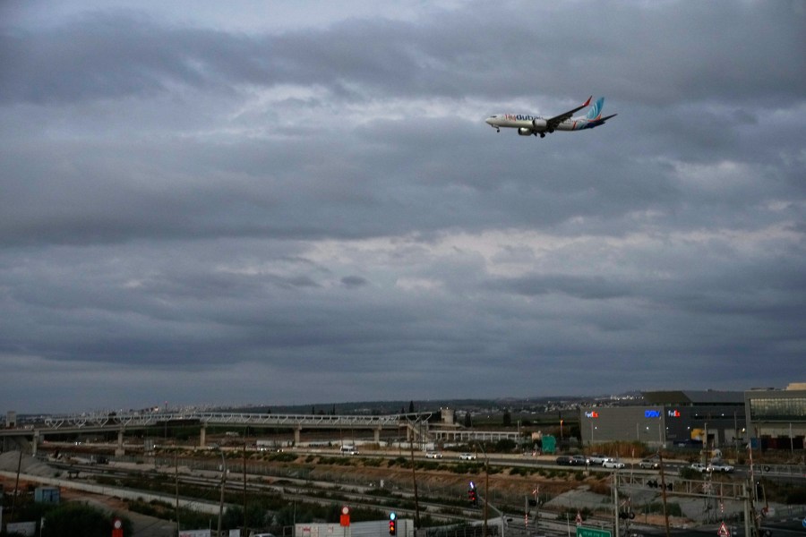 ax-wielding-flydubai-co-pilot-had-been-flagged-over-extremism-concerns