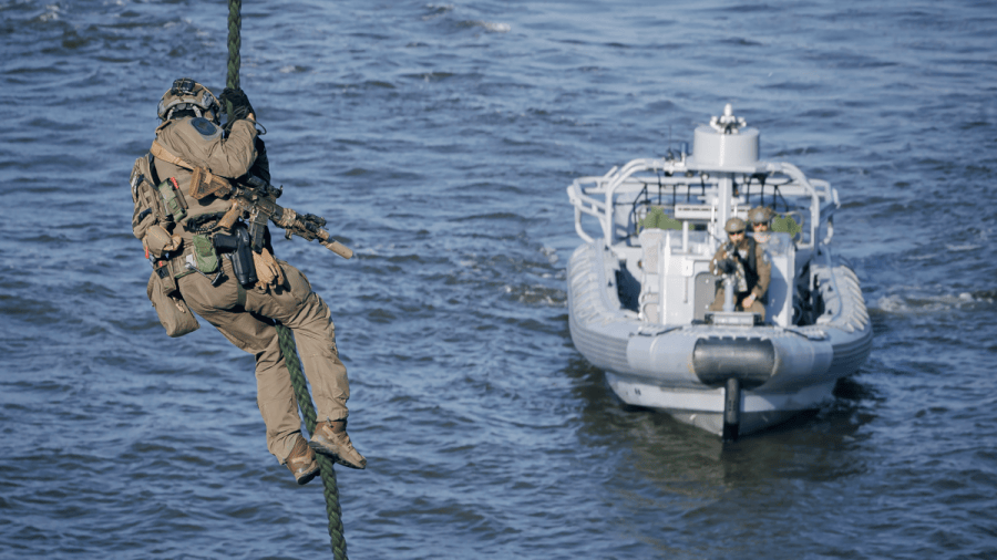 500-troops-deployed-to-texas’-rio-grande-valley-after-coast-guard-shooting