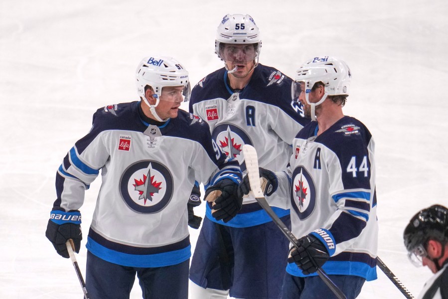 perfetti-goal-lifts-jets-over-penguins-3-2