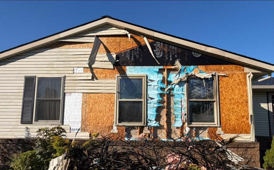 house-catches-fire-in-brookfield