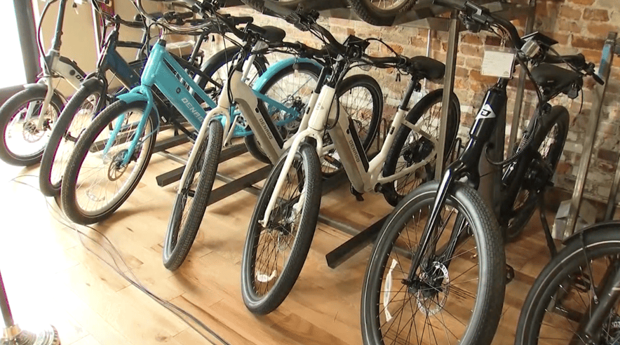 ohio-lawmakers-want-state-to-regulate-e-bikes,-e-scooters