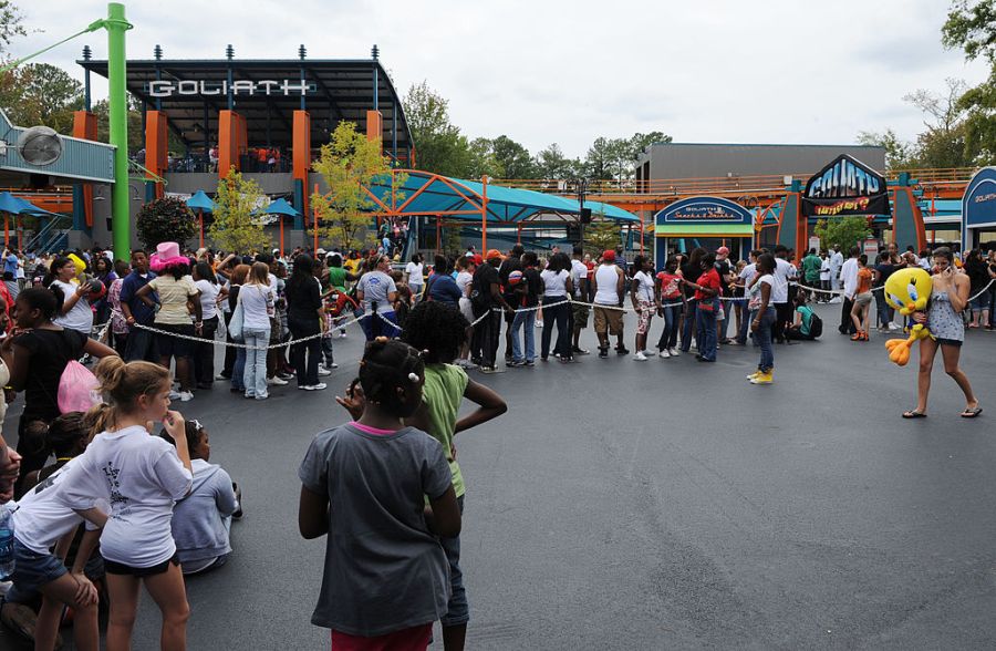 one-person-is-dead,-several-injured-in-incident-involving-six-flags-roller-coaster-in-georgia
