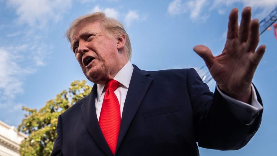 president-trump-mocks-heckler-punched-at-youngstown-rally