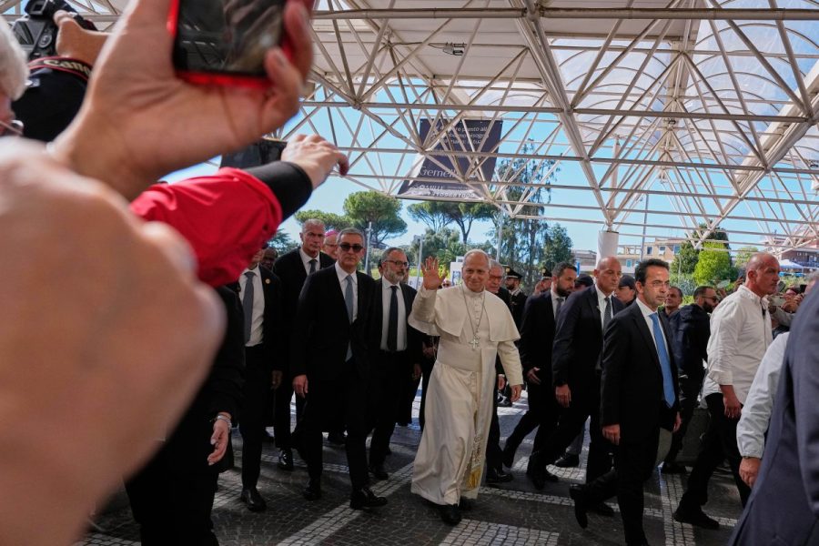 vatican:-pope’s-lung-nodule-surgery-was-successfully-completed