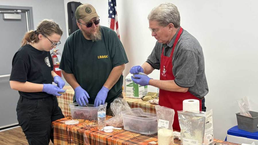 venison-101-workshop-teaches-deer-processing-basics