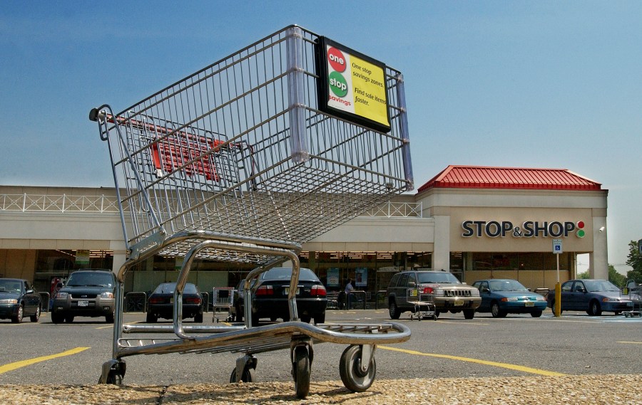 cybersecurity-incident-forces-major-supermarkets-to-shut-down-websites,-online-shopping-services