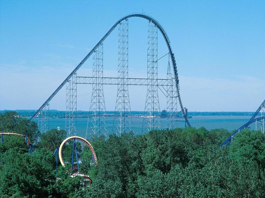 roller-coaster-shut-down-at-cedar-point-after-part-‘dislodged’-from-ride