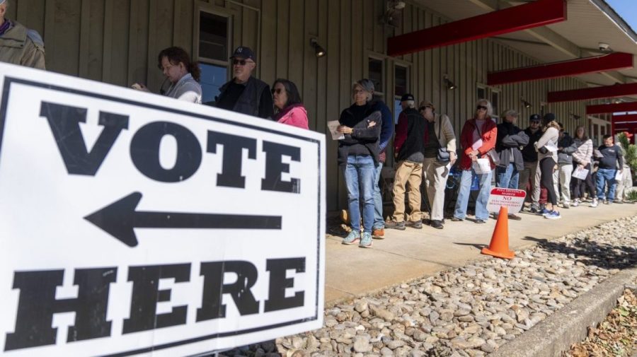 early-voting-surges-across-key-battleground-states-ahead-of-midterms