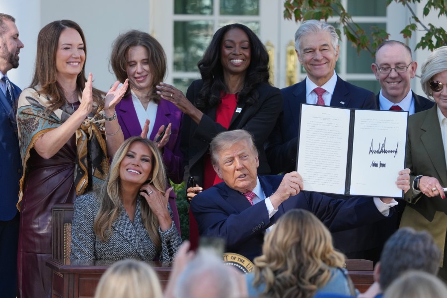 trump-signs-an-order-aimed-at-boosting-women’s-health-research,-a-plan-backed-by-the-first-lady
