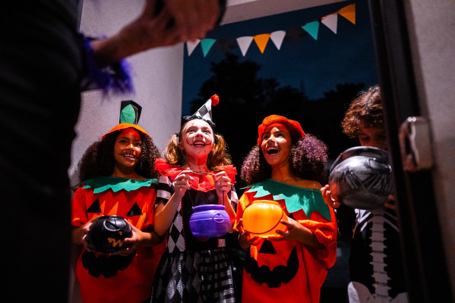 halloween-safety-tips-for-both-children-and-adults