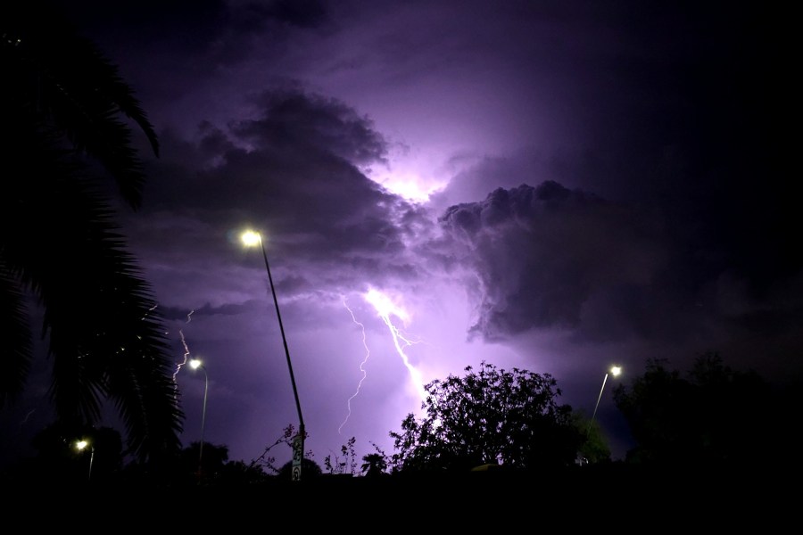 hail-the-size-of-golf-balls-pummels-parts-of-arizona-as-rare-storm-moves-through-the-west