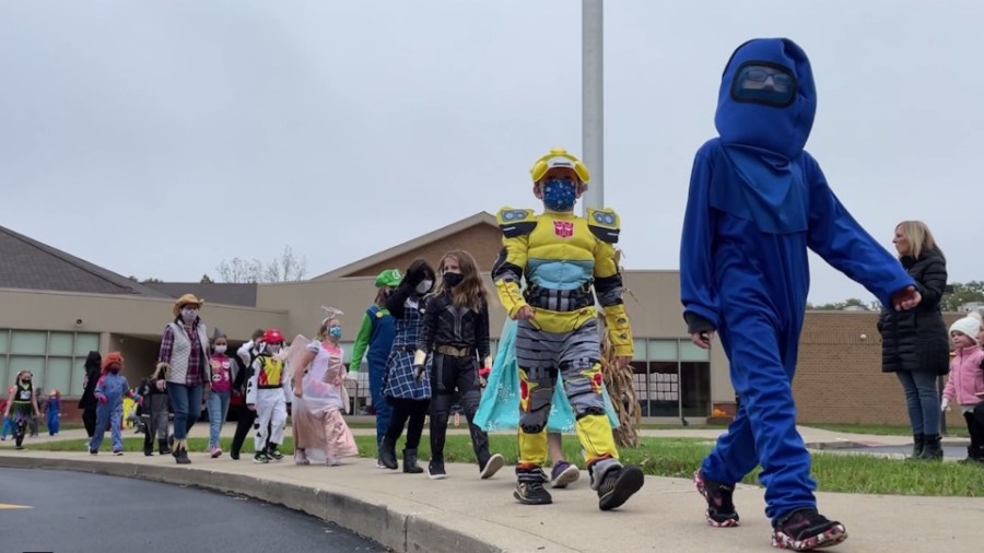 annual-warren-halloween-parade-today