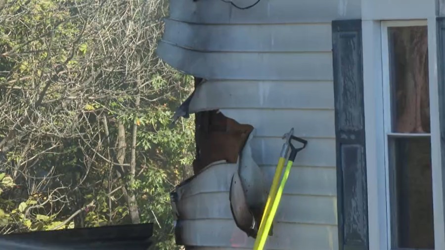 fire-sparks-in-lisbon-home,-fire-crews-investigate