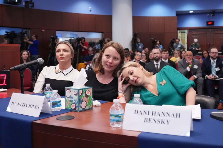 doj-says-it-won’t-appoint-special-counsel-to-investigate-epstein’s-network 