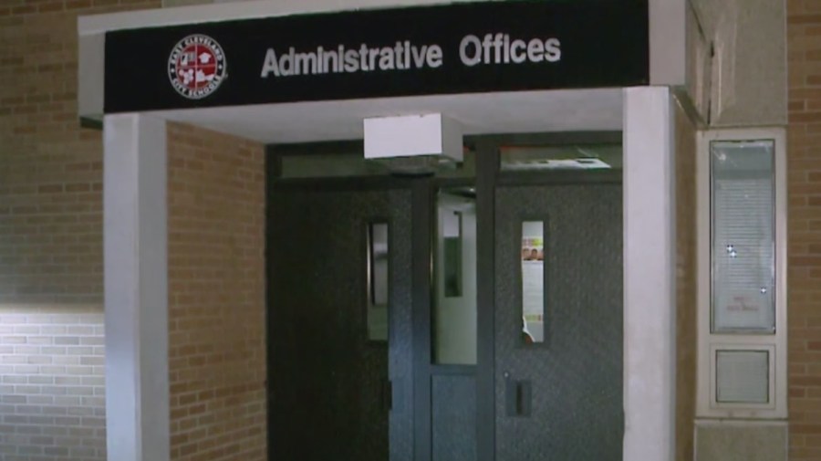 i-team:-gunfire-at-shaw-high-school-investigated