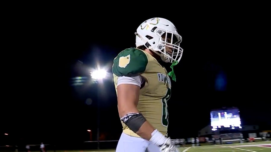 highlights:-lake-catholic-vs.-ursuline-high-school-football